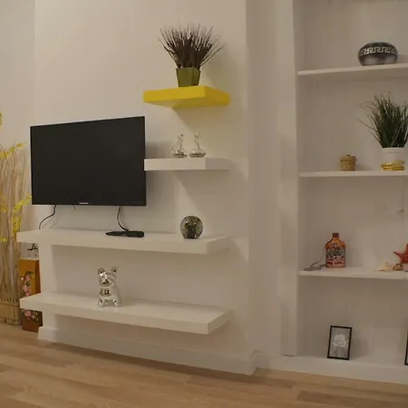 Central Green House 5 * Бухарест